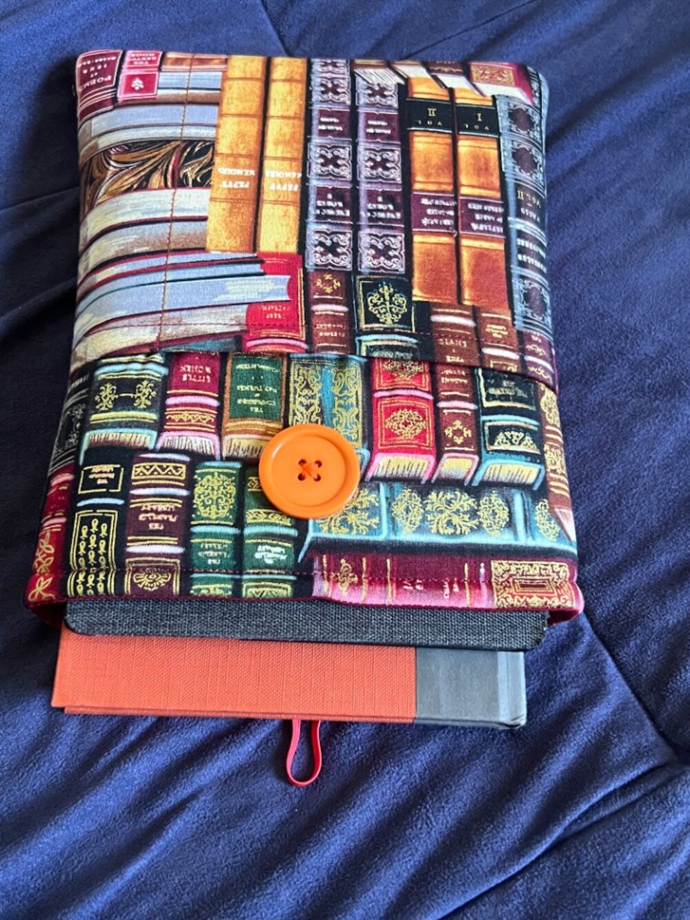 NWOT Book Sleeve & e-Reader Pouch, Button Closure, Front Pocket, Bookmark - Picture 10 of 14